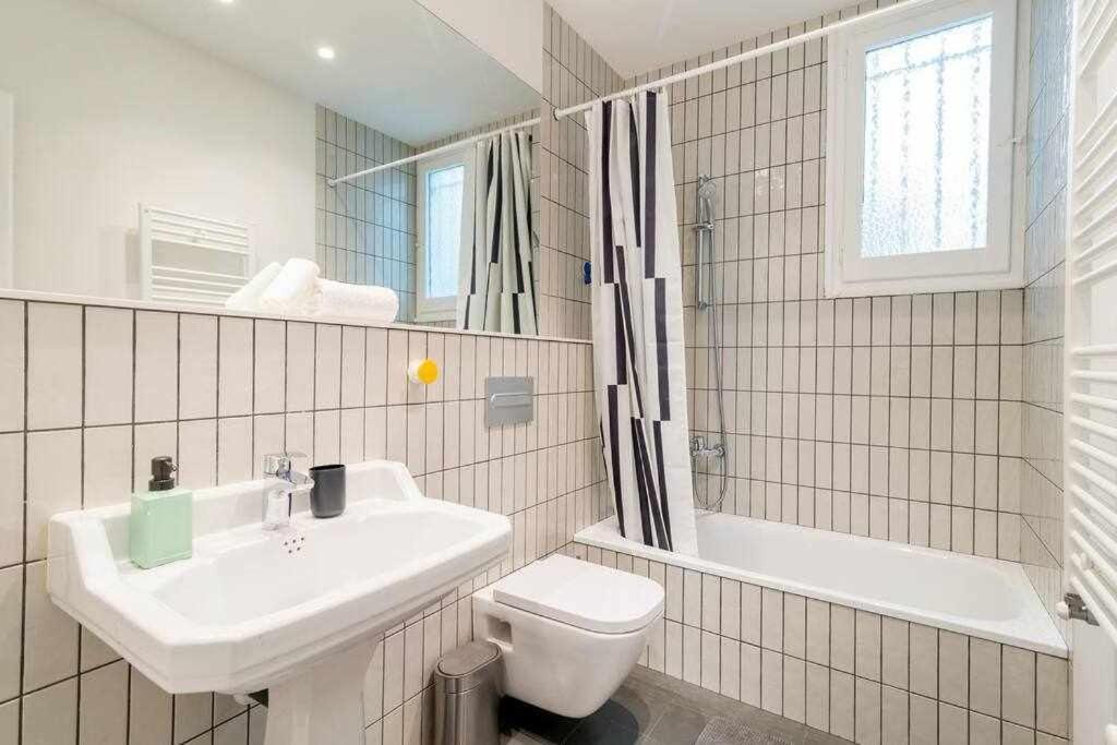 New Top Floor Apt With A Lot Of Light & Aircon Жирона Экстерьер фото