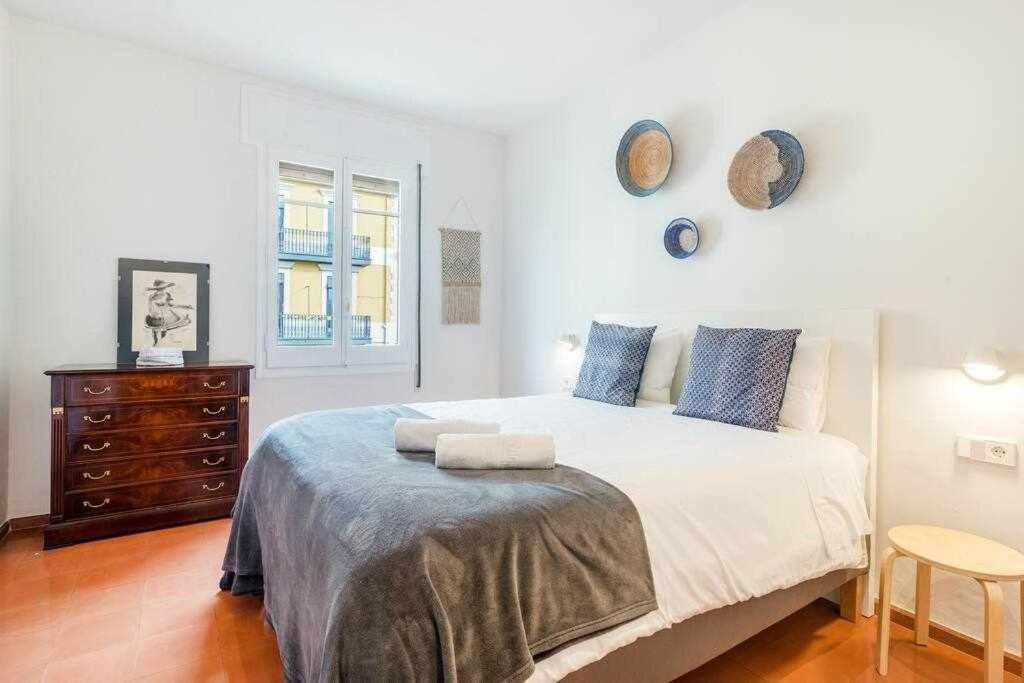 New Top Floor Apt With A Lot Of Light & Aircon Жирона Экстерьер фото